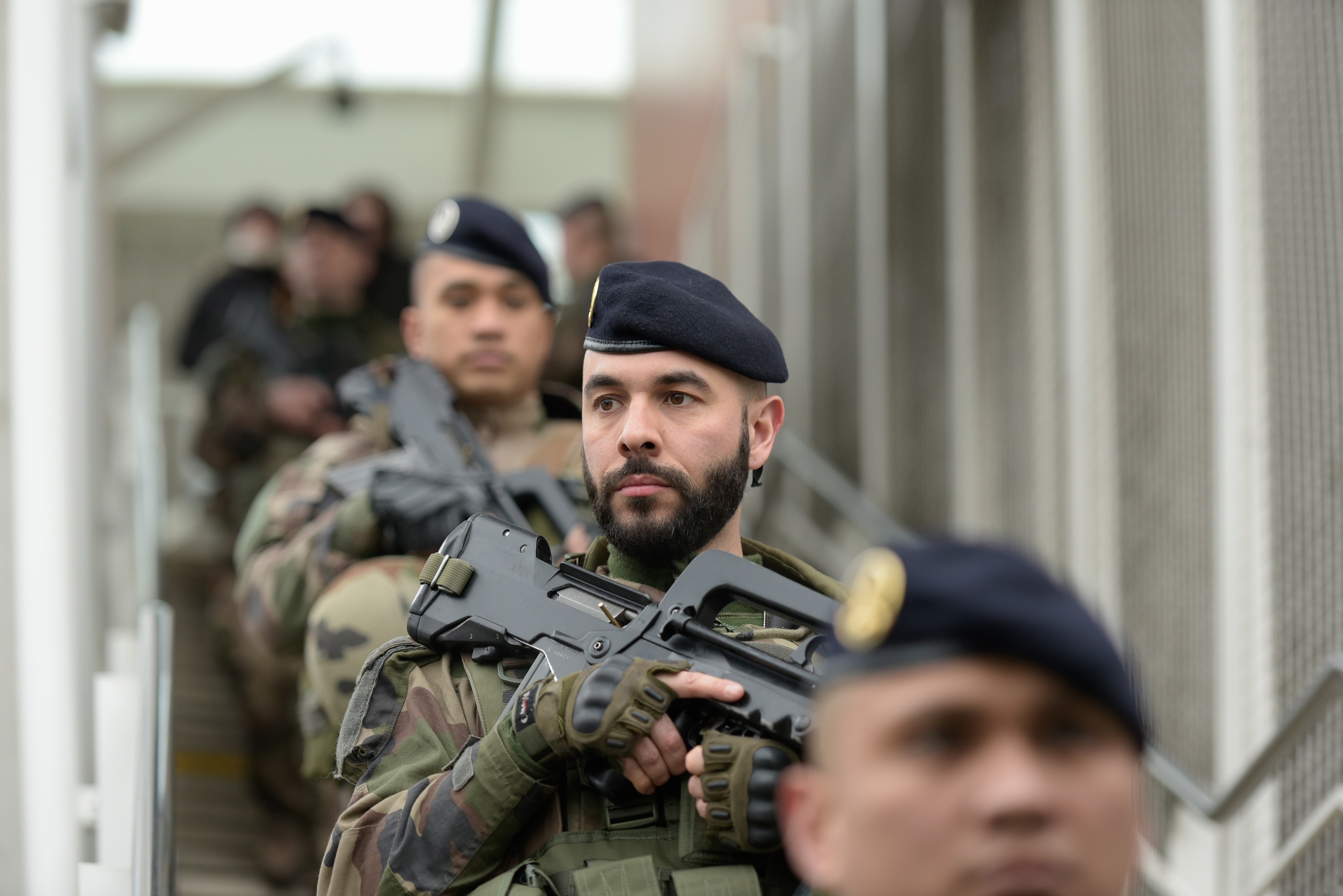 Patrouille Sentinelle armée par le bataillon de réserve d’Île-de-France - 24e régiment d’infanterie.