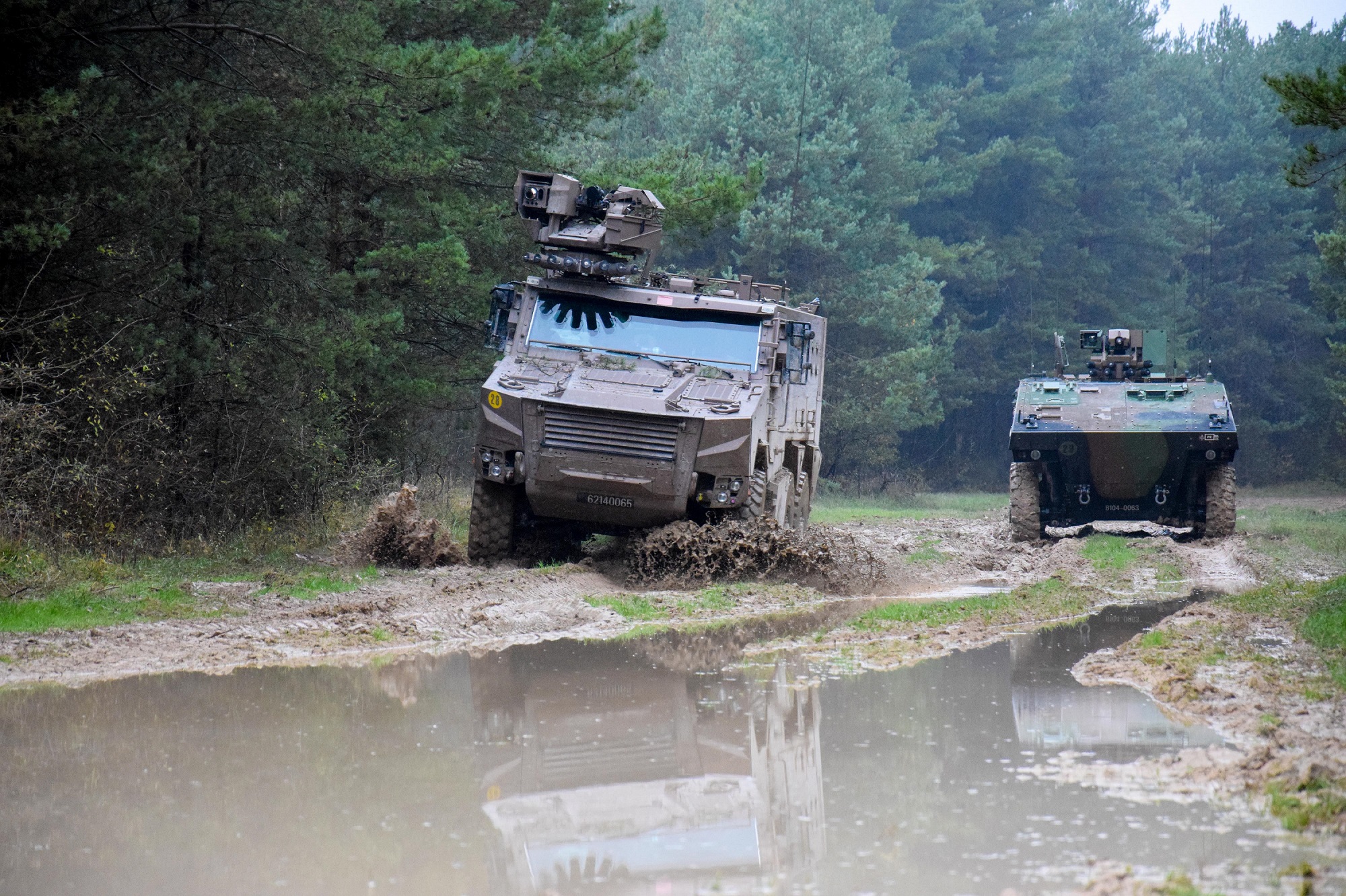 Camp véhicules de combat de l'infanterie : Griffon et VBCI. 