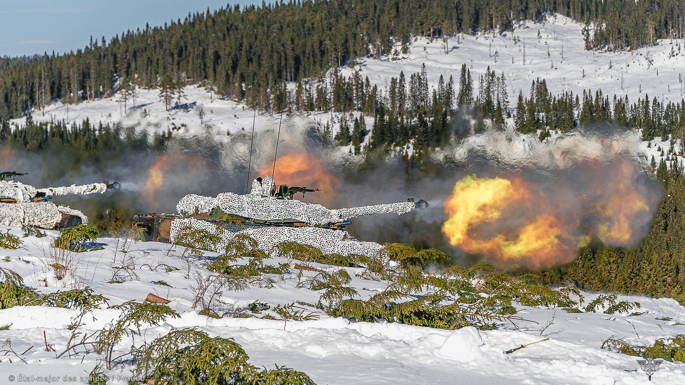 Dans le cadre de l'exercice CORE JUMP 2022à Rena en Norvège, le light armoured battalion (LAB) subordonné à la Brigade Franco Allemande (BFA) a fait une démonstration de ses capacités de combat et de ses matériels.