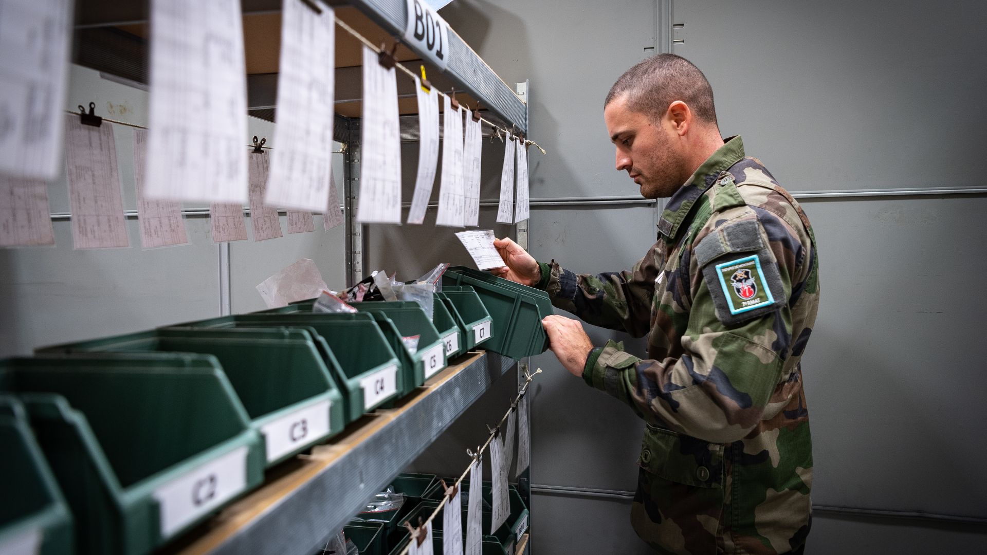 La DTGS a mis en place un magasin à taille réduit dans le cadre de la formation des magasiniers. 