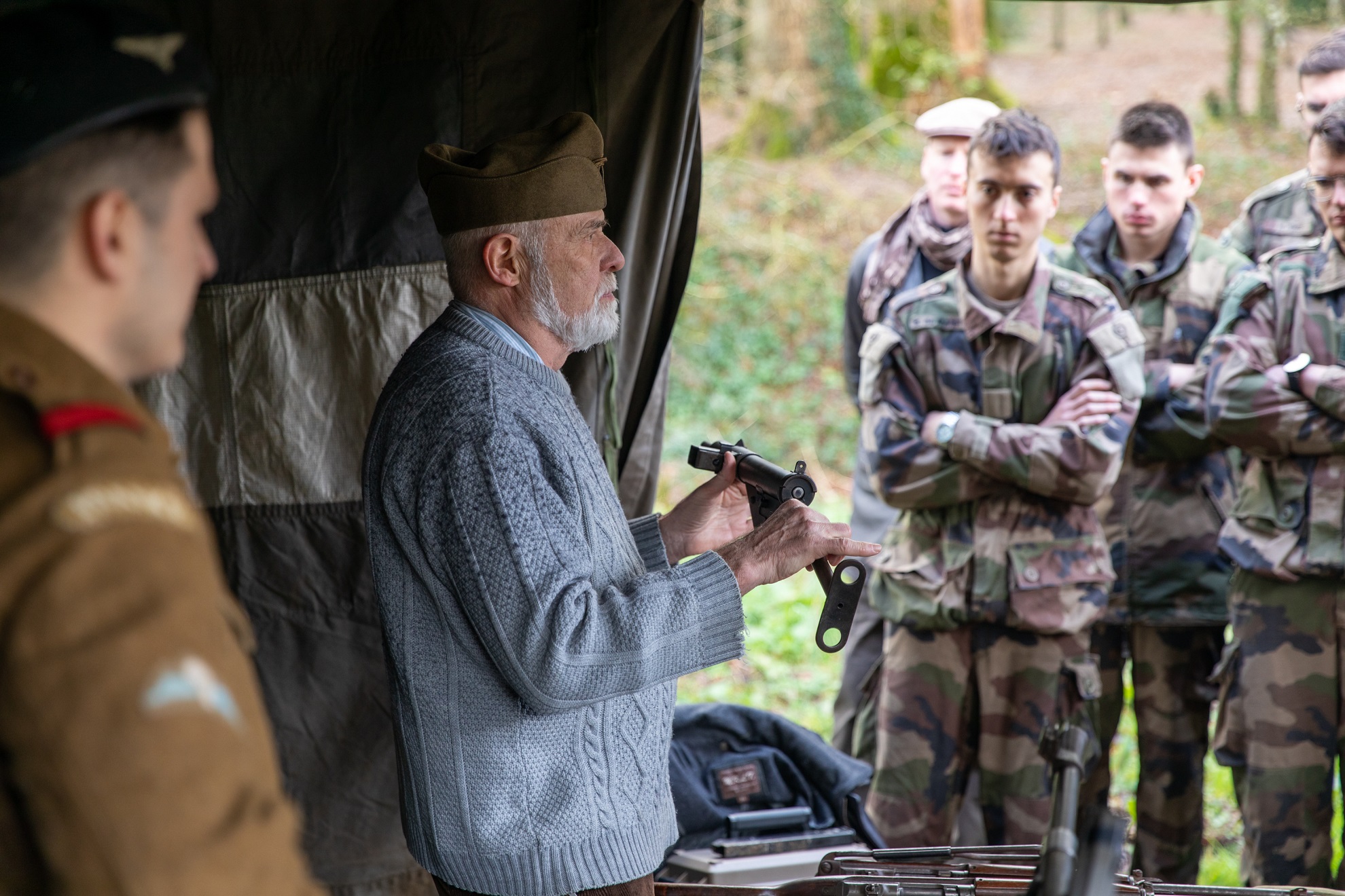 A l'AMSCC, présentation historique de l'équipement des Résistants en 1944.