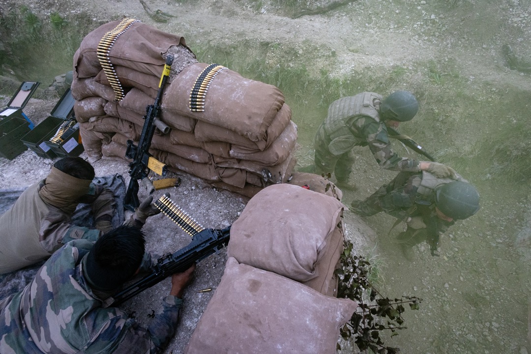 Mille jours après le début de la guerre en Ukraine, la France continue d’apporter son soutien aux combattants ukrainiens. 