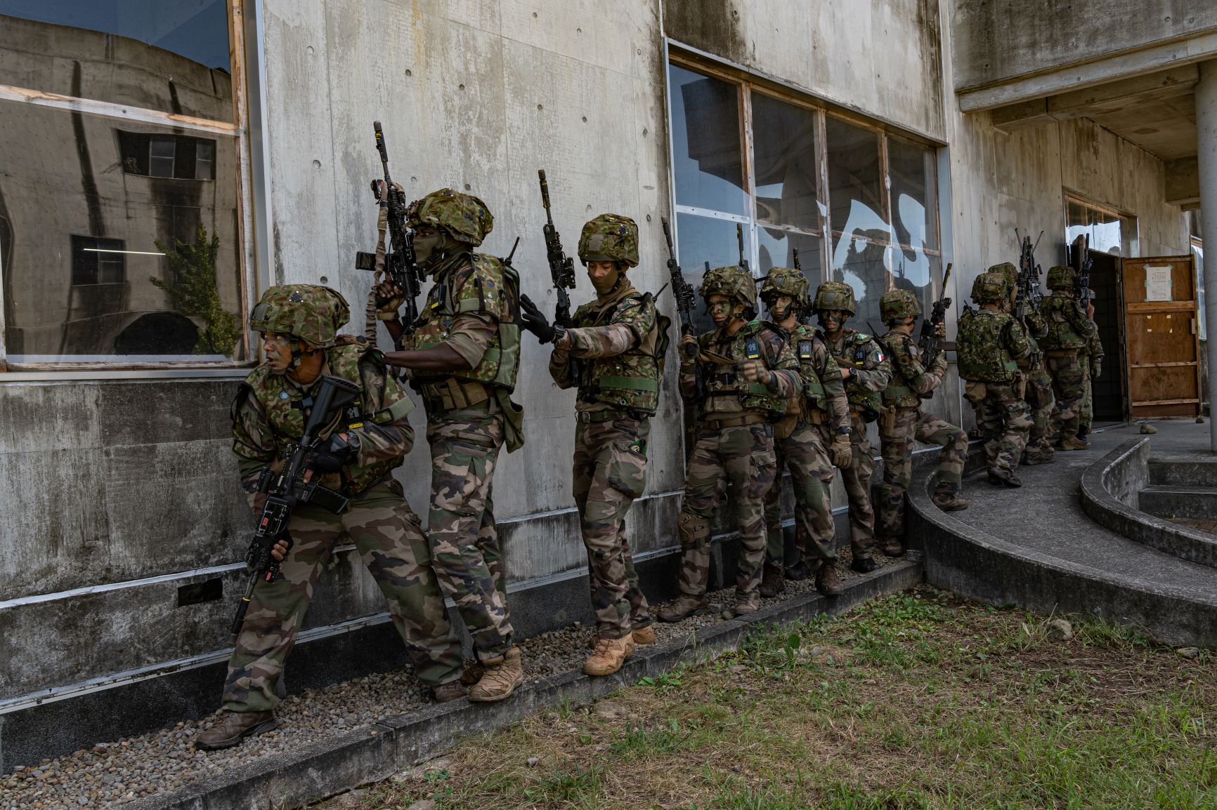 Une démonstration dynamique de combat contre-guérilla a eu lieu lors de Brunet Takamori.